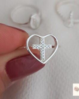 Anel coração com cruz cravejado – prata 925 (T24)