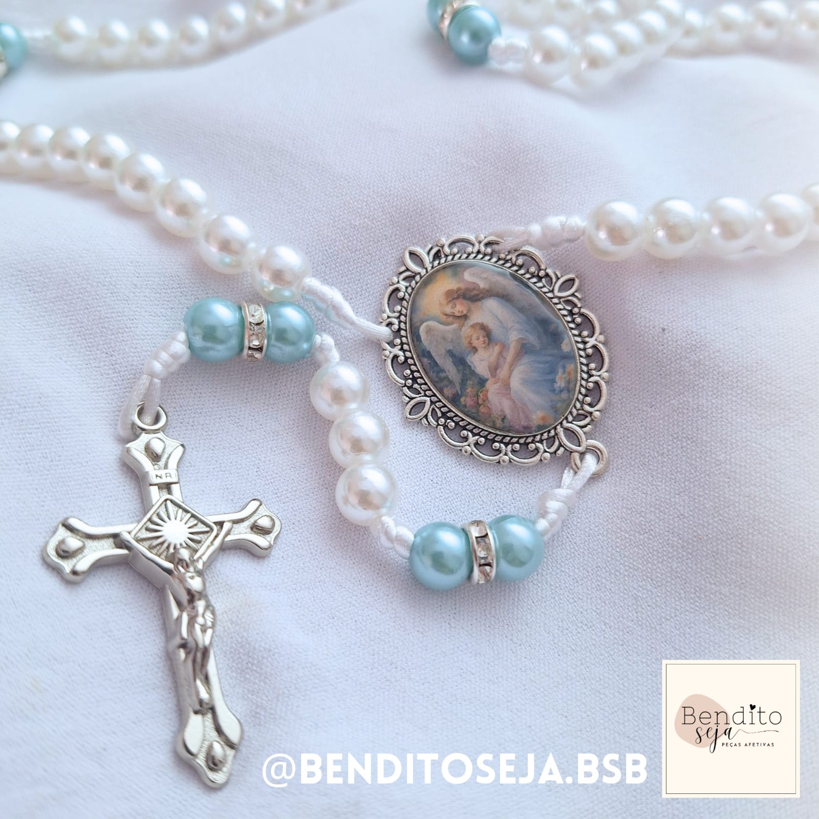 Terço personalizado Anjo da Guarda mod2(azul e pérola)